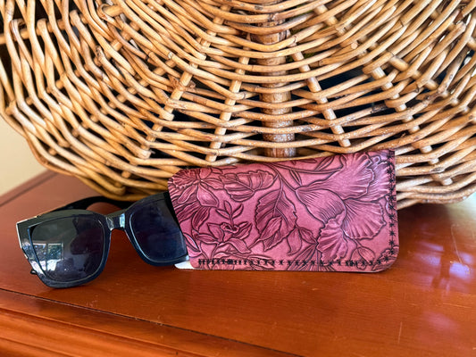 The Covered - Glasses Sleeve