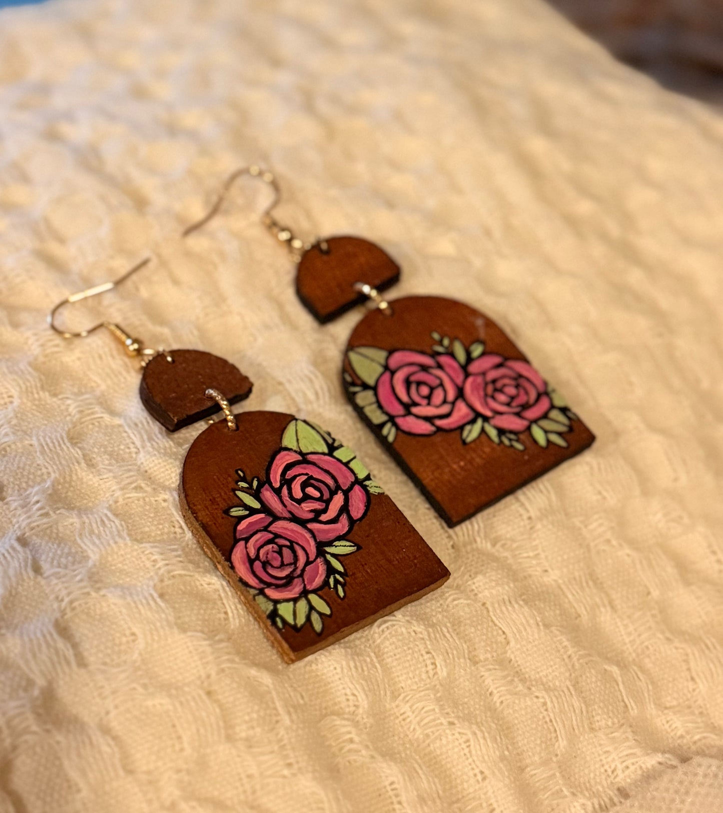 The Soft Arch - Handcrafted Earring