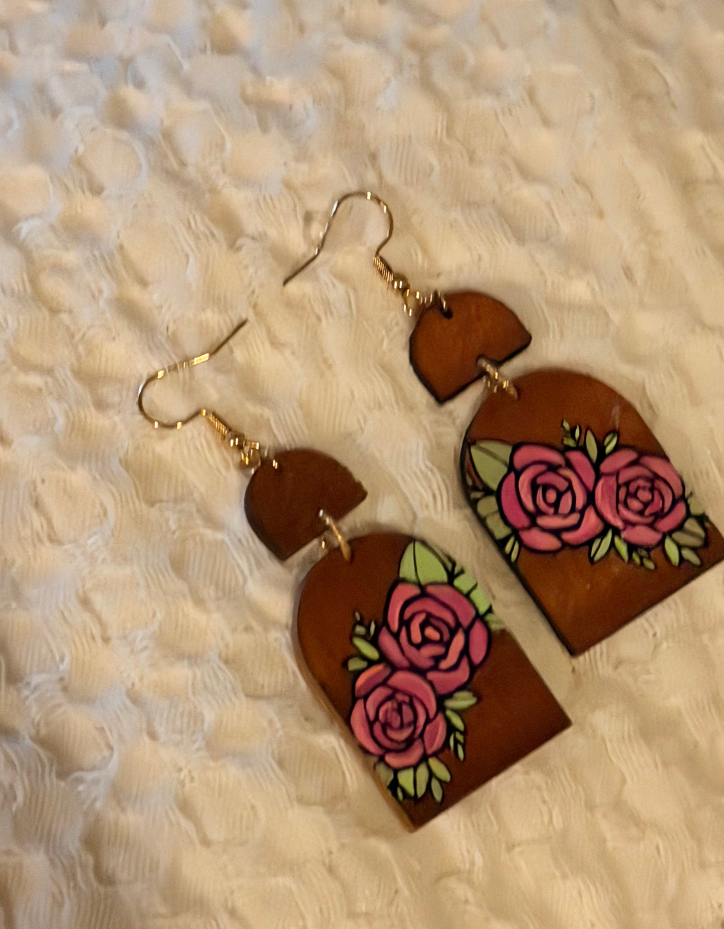 The Soft Arch - Handcrafted Earring