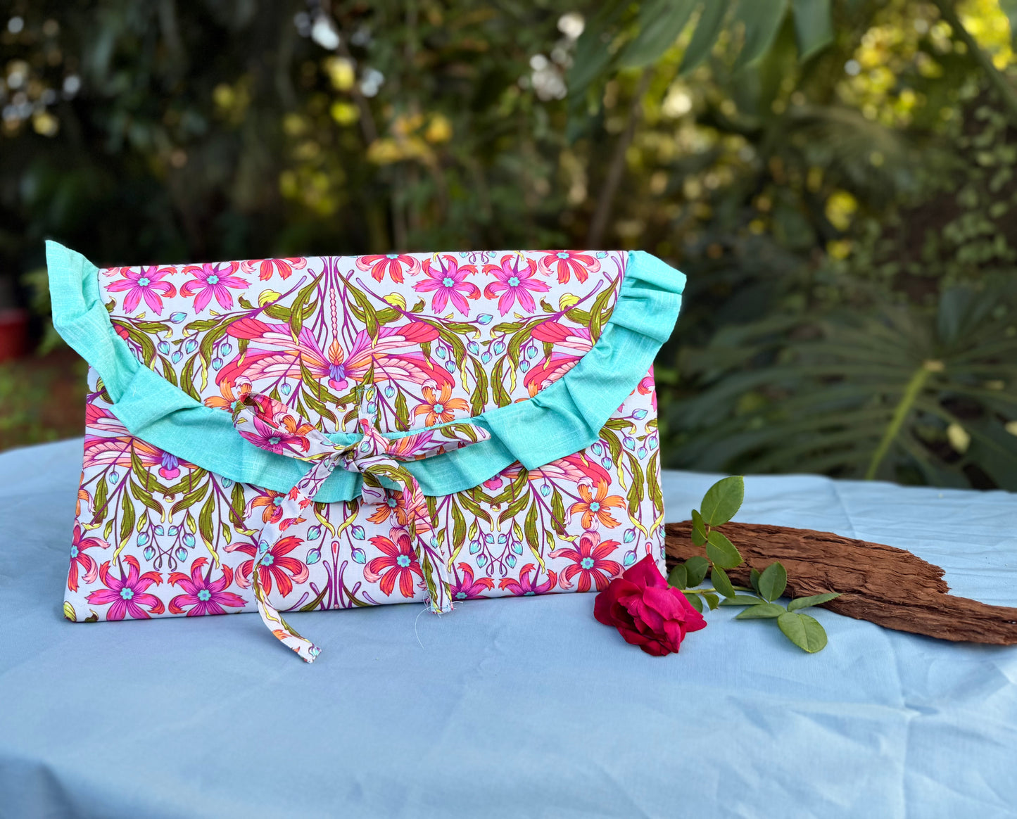 The Traveler's Laptop Sleeve - Linen Tech Accessories