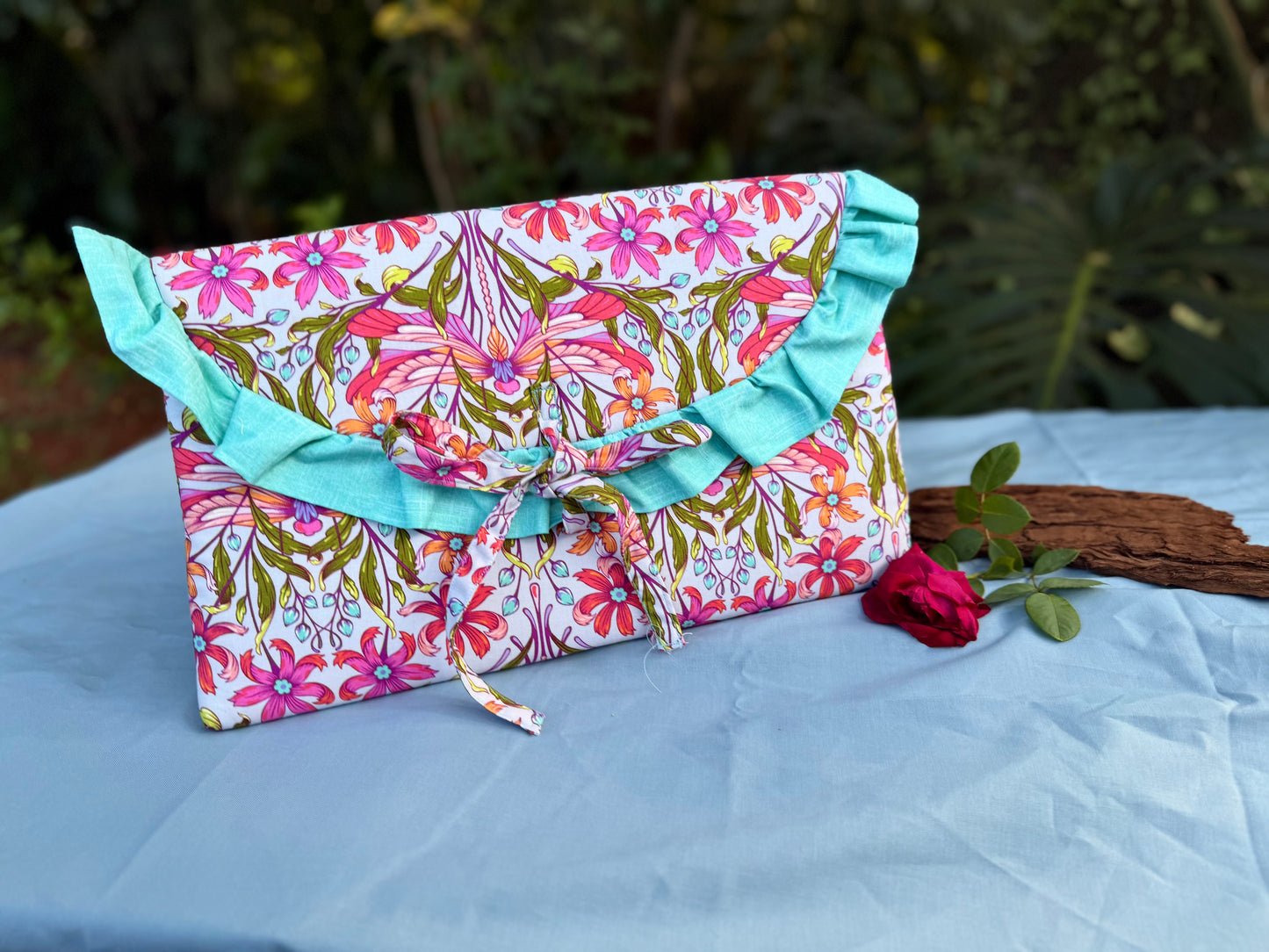 The Traveler's Laptop Sleeve - Linen Tech Accessories