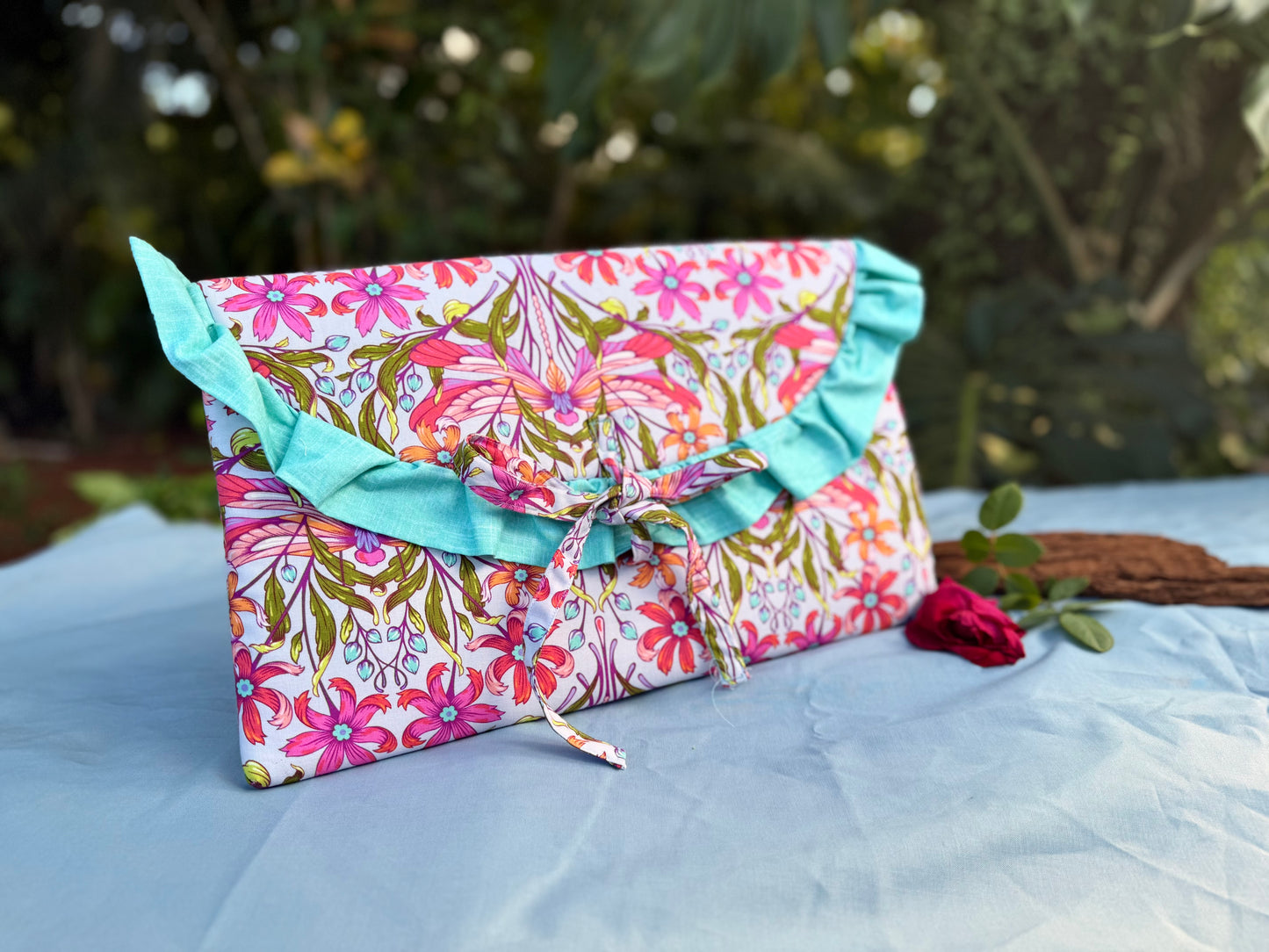 The Traveler's Laptop Sleeve - Linen Tech Accessories
